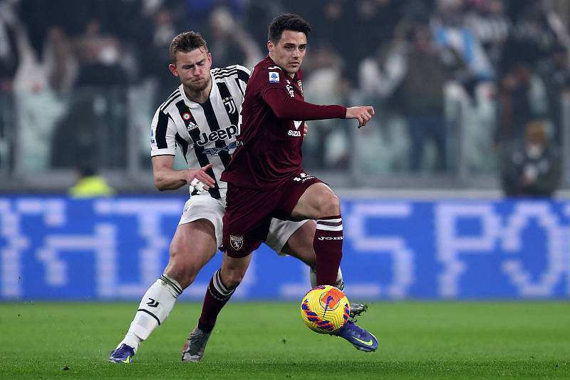 包含狼队客场逆转成功,中游位置逐渐提升的词条 包含狼队客场逆转成功,中游位置逐渐提升的词条