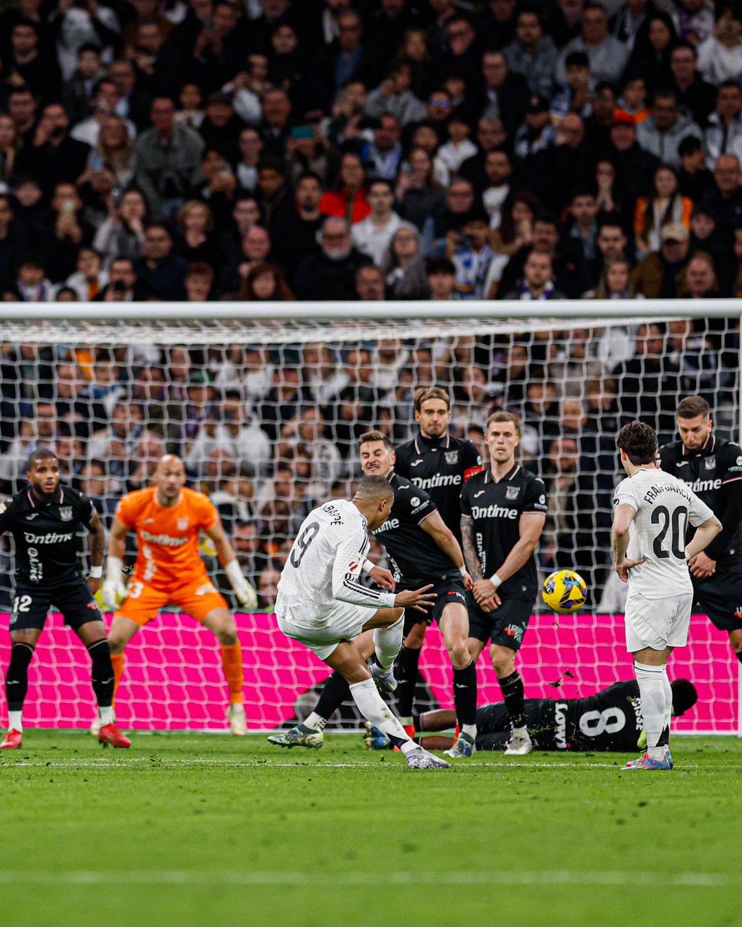 热刺战平西班牙，姆巴佩补时绝平世界杯的简单介绍