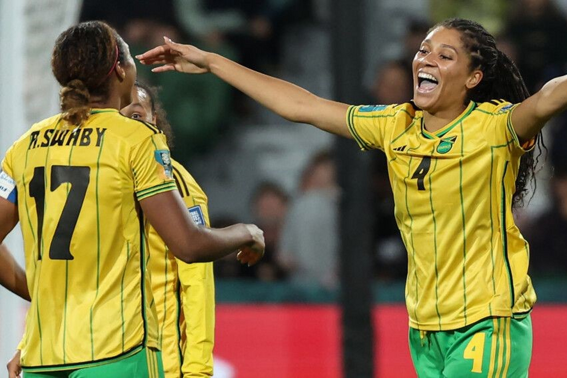 巴拿马队史首次进军世界杯斩获女足季军