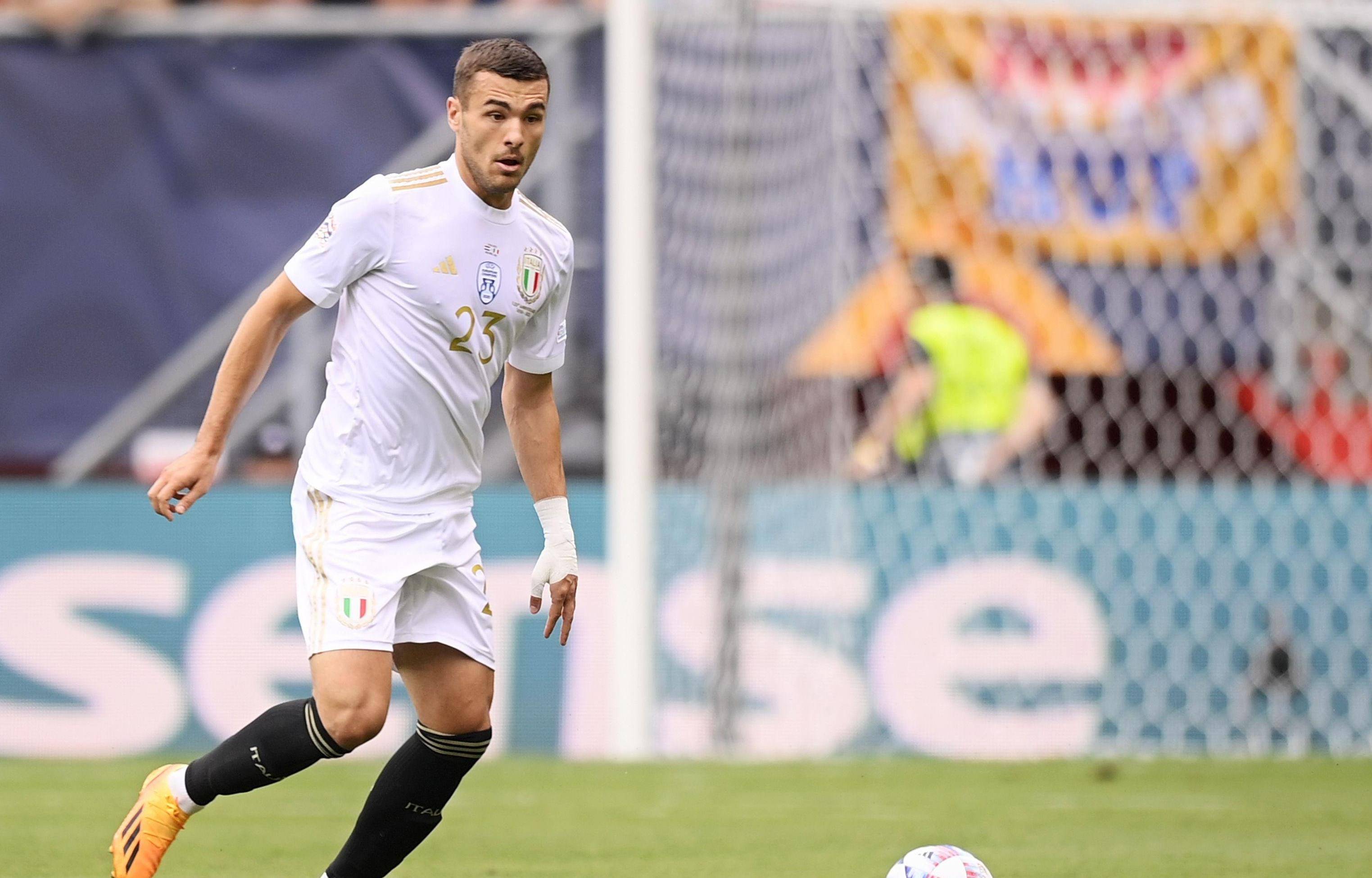 AC米兰轻取英格兰,孙兴慜扑点救主英超 AC米兰轻取英格兰,孙兴慜扑点救主英超