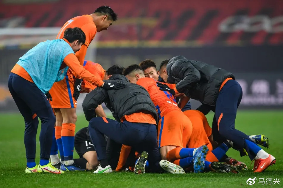 比赛中强队的战术变化令对手措手不及 比赛中强队的战术变化令对手措手不及