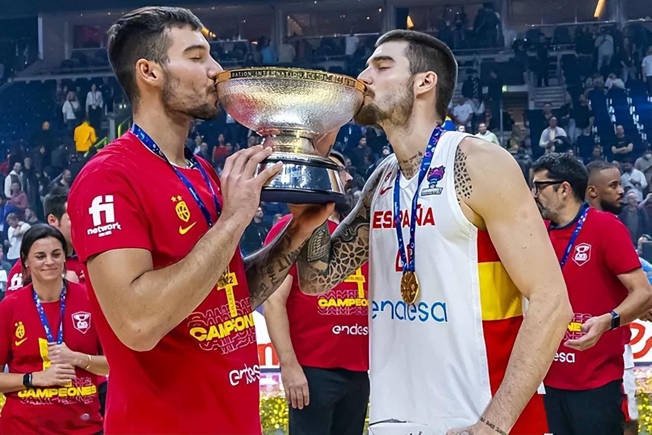 加拿大队逆转澳大利亚对手