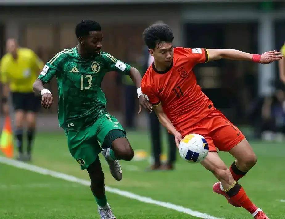 包含联赛中的球员逐渐融入球队体系，默契十足的词条