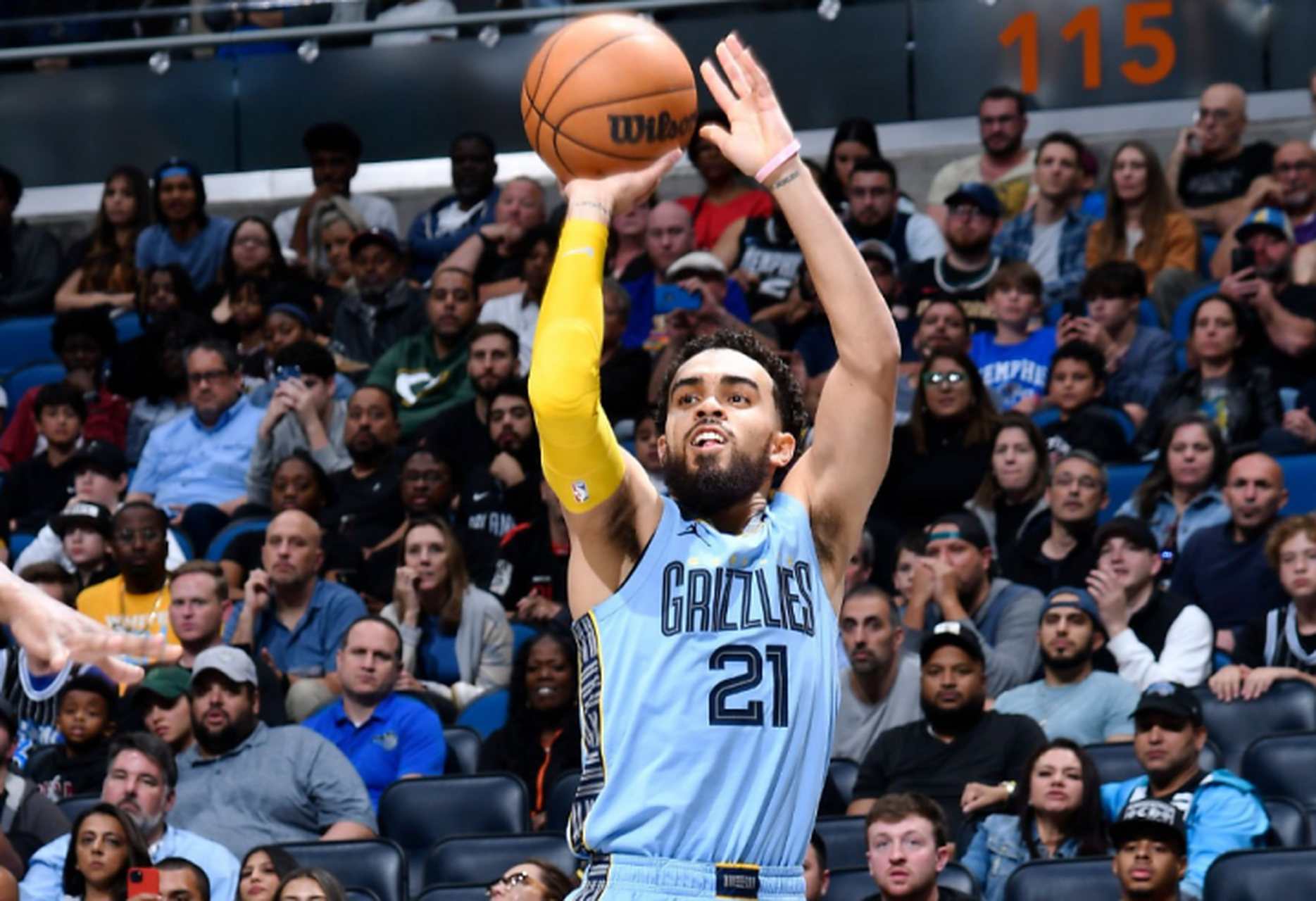 关于魔术擒灰熊,继续保持主场不败的信息 关于魔术擒灰熊,继续保持主场不败的信息