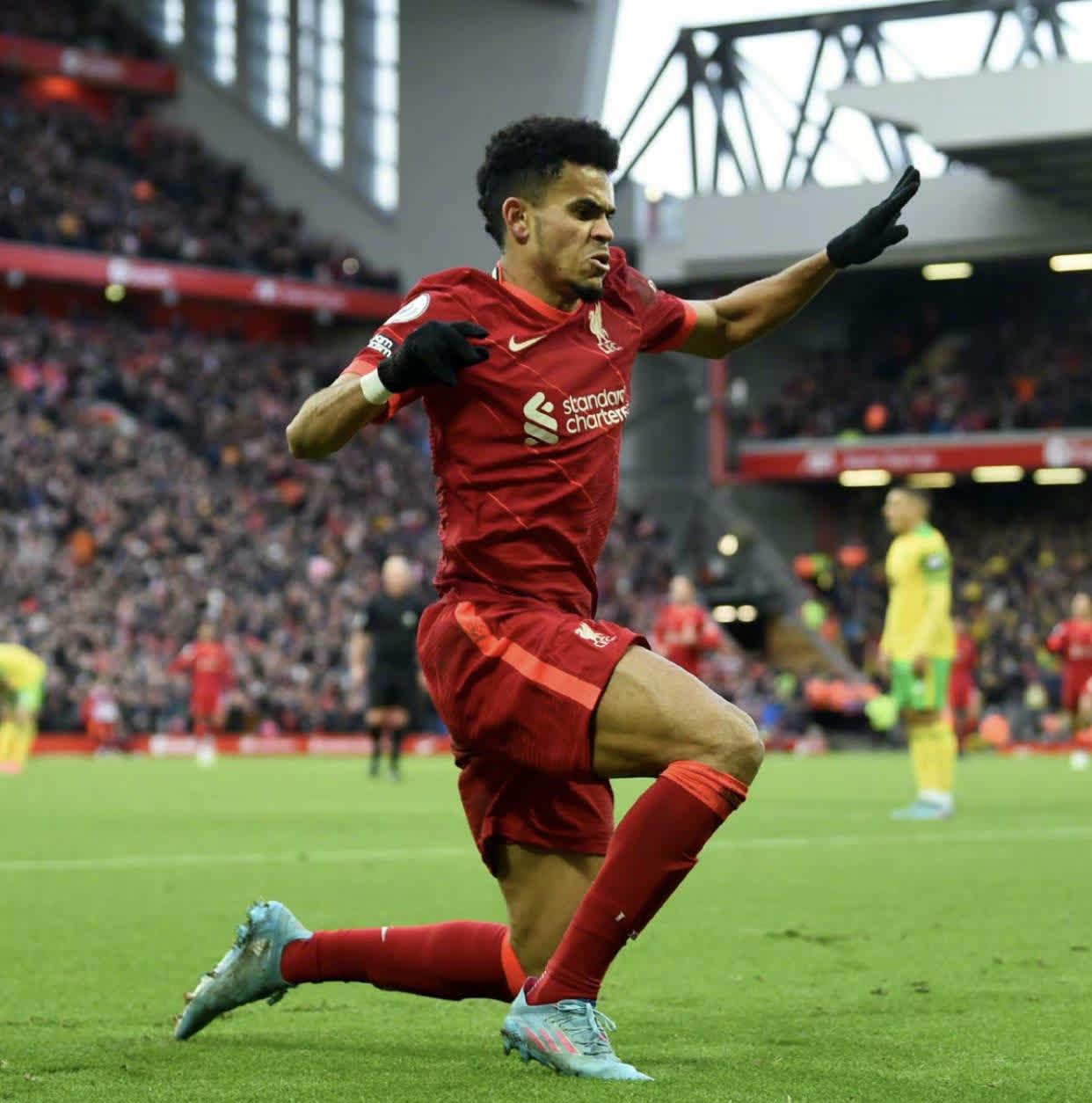 乌拉圭绝杀利物浦，萨拉赫惊艳四座