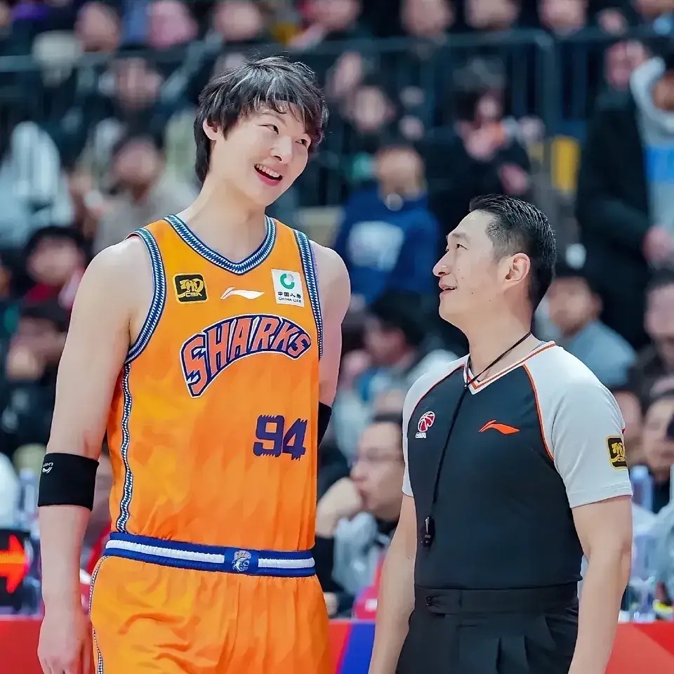 北京队横扫吉林队，王哲林带队取胜