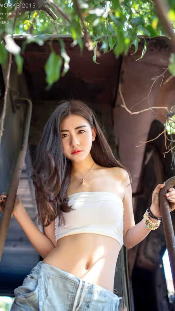 雷霆完胜勇士,霍勒迪的关键主宰引领胜利