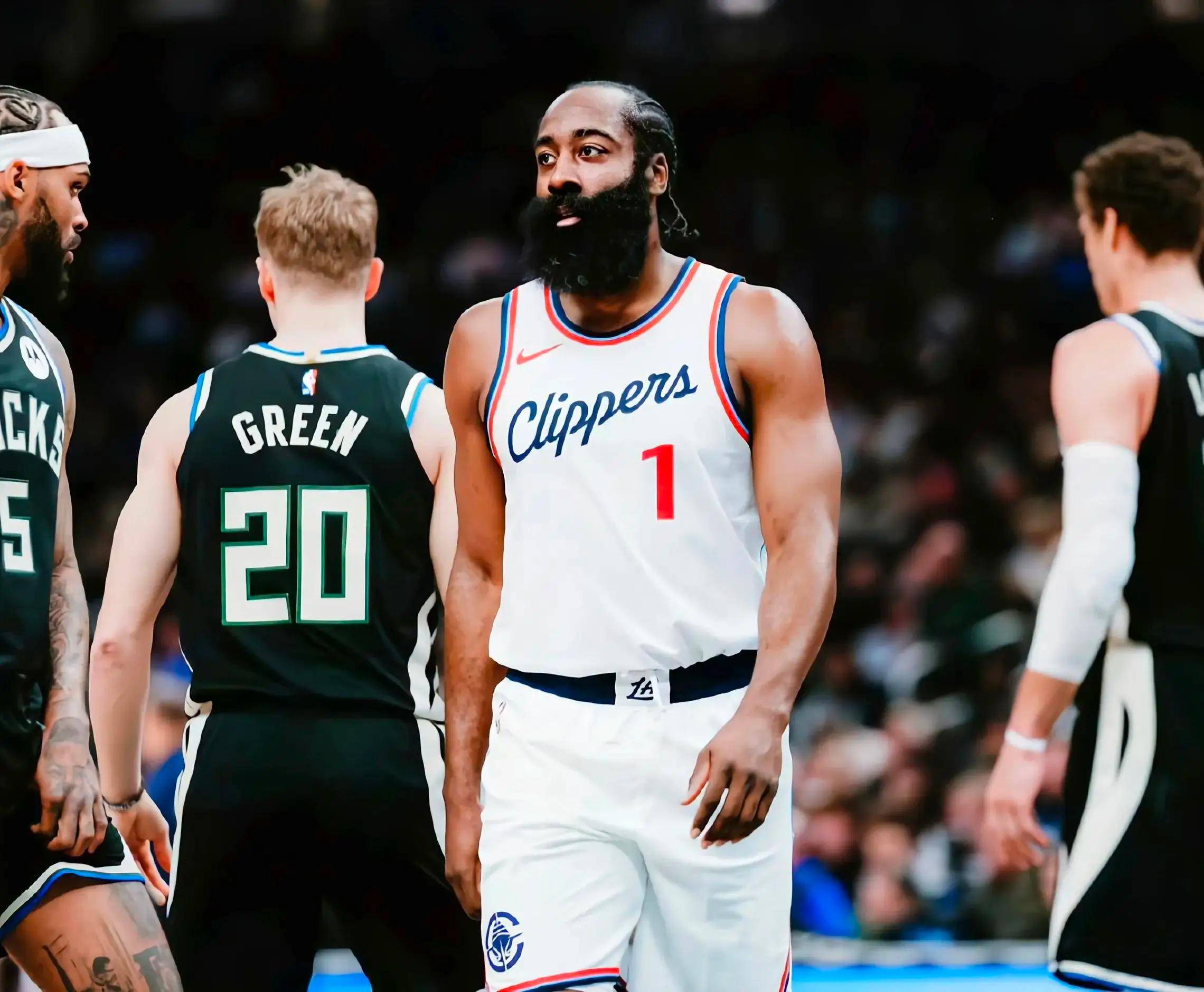 快船横扫森林狼,欧文成为关键先生 快船横扫森林狼,欧文成为关键先生