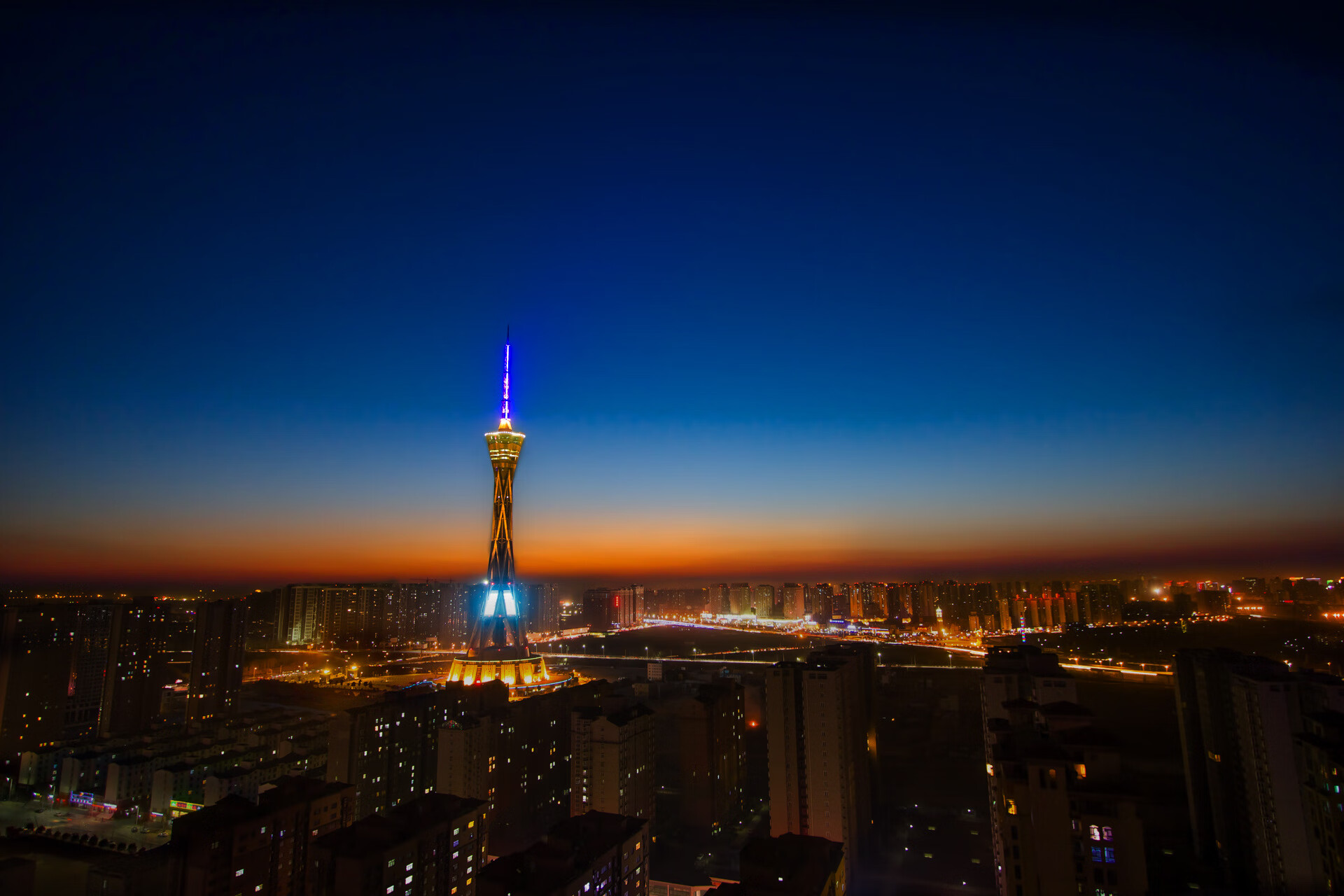 雷霆粉碎步行者，文班亚马在年度焦点之战中完成终极进化